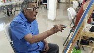 Un festejo especial: Don Lorenzo Medina demuestra en su cumpleaños 97 que nunca es tarde para crear arte