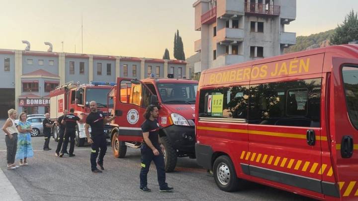 Nuevo contingente contra las llamas: ocho bomberos de Jaén parten hacia Castilla y León