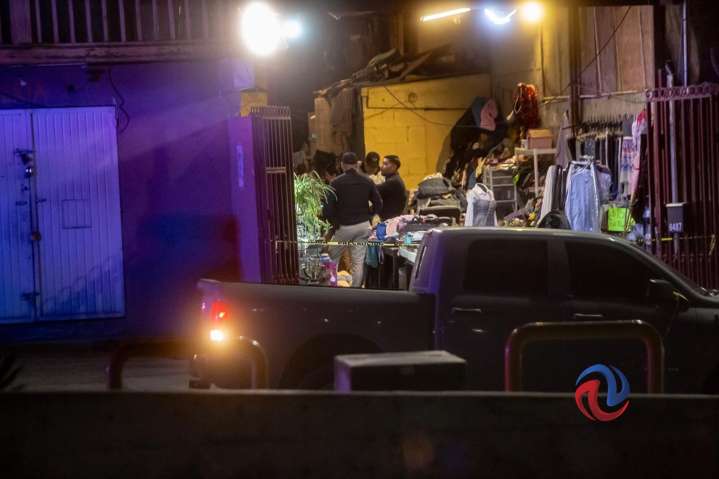 Asesinan a una mujer en bazar de la colonia Camino Verde