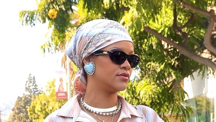 Rihanna Makes Daytime Pajamas a Glamorous Affair