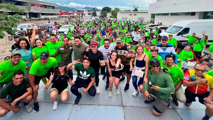 Más de mil personas se unieron a la rodada ciclista por la paz en Vallarta