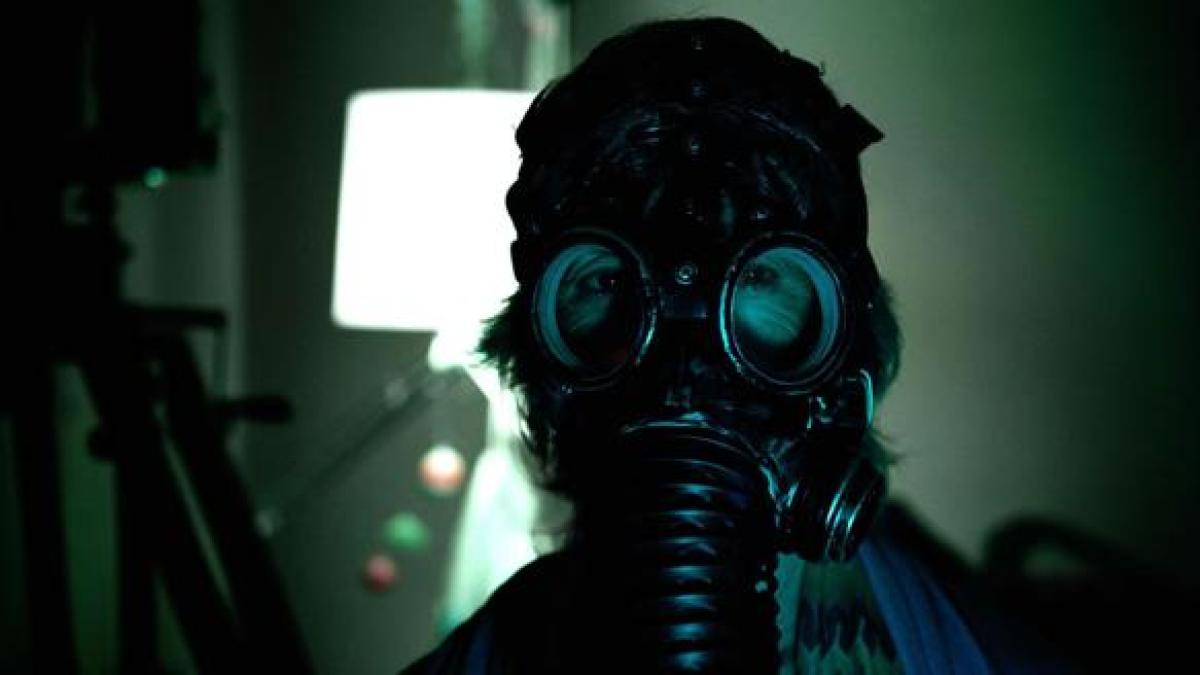 El reto viral de 'la máscara de gas' le cuesta la vida a un italiano de 27 años