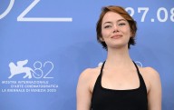 Bugonia: Yorgos Lanthimos hace explotar a Emma Stone. De nuevo (****)