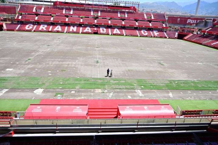El Ayuntamiento afirma que el mantenimiento del 'Nuevo Los Carmenes' es responsabilidad del Granada CF