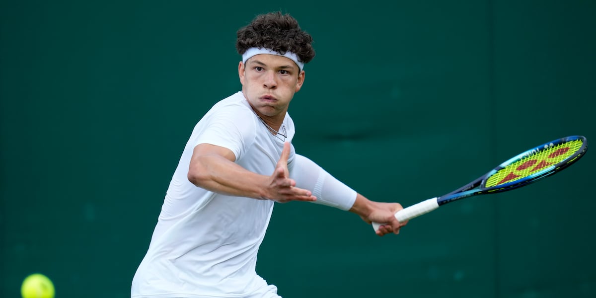 Ben Shelton rallies to beat Karen Khachanov in Toronto final