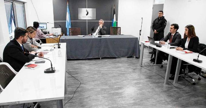 Apareció muerto con 24 puñaladas en Viedma y un sospechoso quedó detenido: lo buscaron durante cuatro días