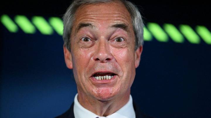 Reform takes nine-point lead over Labour - in boost for Farage's No 10 hopes