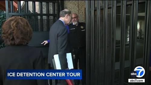 Congress members describe conditions inside ICE facility in DTLA where detainees report lack of food, water and beds