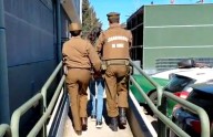En mercado de Chillán detienen a mujer que tenia orden de arresto.