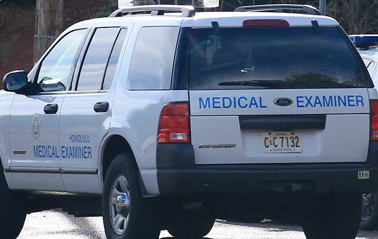 Moped rider, 78, dies after crash with pedestrian in Kapahulu