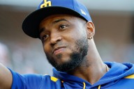 World Series champ ejected for throwing his bat at pitcher (video)