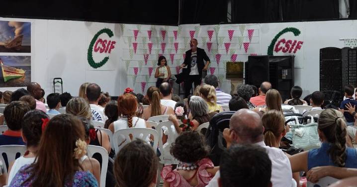 El mago Manley divierte a casi 200 niños y niñas en la Fiesta Infantil de Feria de CSIF