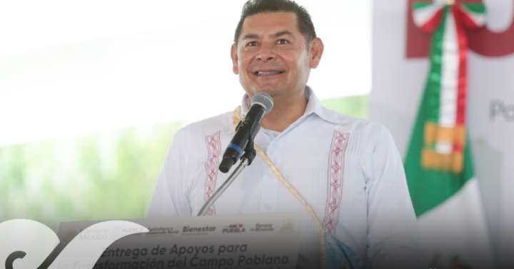 Plantea Armenta Polo de Desarrollo del Bienestar en Ahuazotepec y Tehuacán