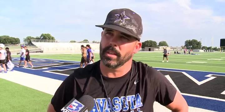 Navasota kicks off first day of football practice