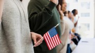 Qué revisara el USCIS en las solicitudes de visa