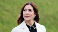 Mary de Dinamarca sorprende con un look safari digno de una reina moderna