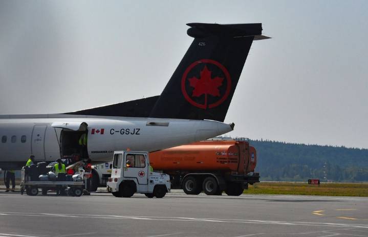 Some Air Canada flights to be cancelled as clock ticks toward stoppage