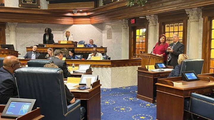 Consumer groups, debt collectors clash in medical debt hearing