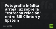 Fotografía inédita arroja luz sobre la "estrecha relación" entre Bill Clinton y Epstein