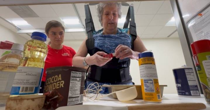 Kennedy Krieger Occupational Therapists help patients cook up a chocolatey treat