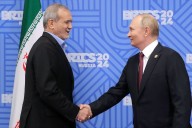 Irán aborda con Rusia su programa nuclear antes de reunirse con países europeos