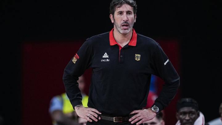 Álex Mumbrú, hospitalizado por una infección aguda, se perderá el inicio del Eurobasket con Alemania