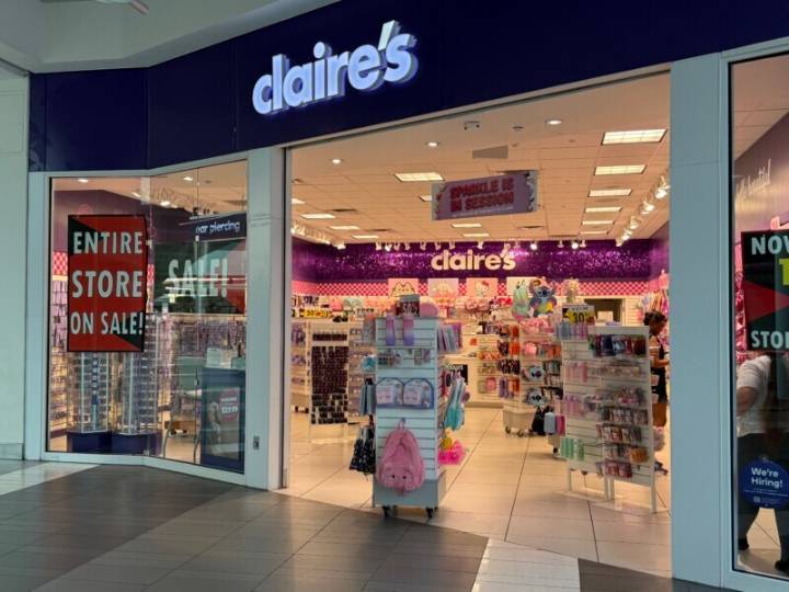 Jewelry Retailer Claire’s Files for Bankruptcy