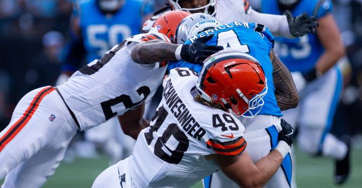 Browns defensive snap counts vs. Panthers: