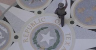 Legisladores de Texas aprueban mapa electoral que favorece a republicanos, que pasa al gobernador