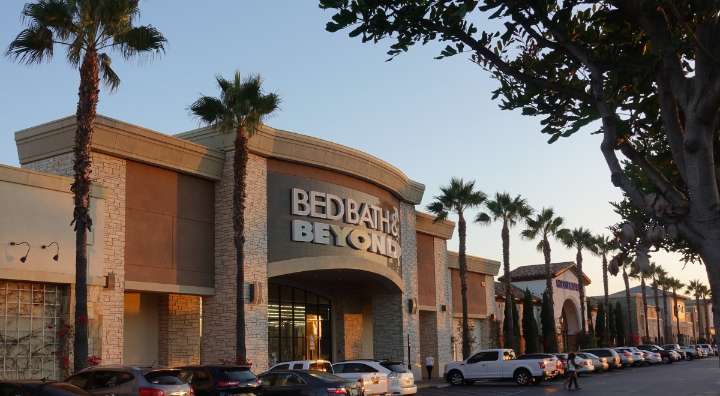Ejecutivo de Bed Bath & Beyond confirma que la cadena no se extenderá a California