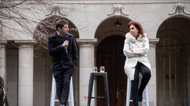 Cristina Kirchner apuró el cierre de listas sin candidatos de peso y con un Axel Kicillof relegado
