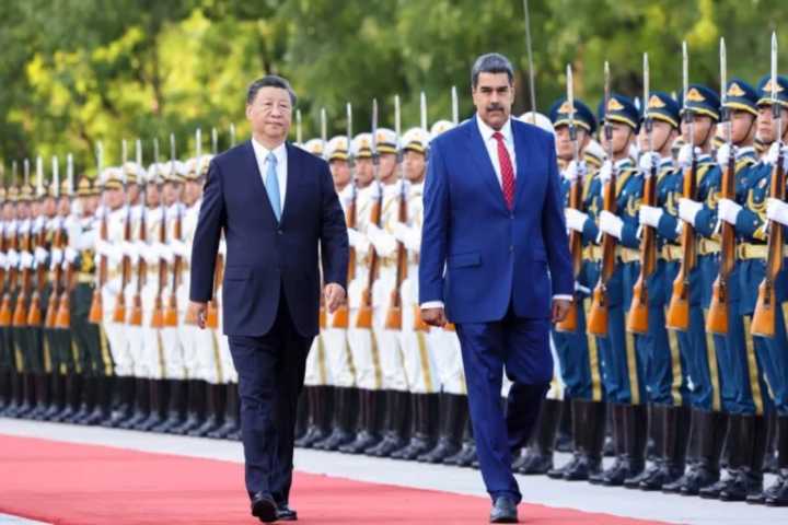 China: «Nos oponemos a la intromisión en los asuntos internos de Venezuela desde afuera, sea cual sea el pretexto“