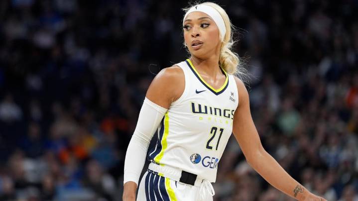 Dallas Wings: DiJonai Carrington traded to Minnesota Lynx