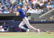 Deadspin | Rangers’ Evan Carter (wrist fracture) likely done for season