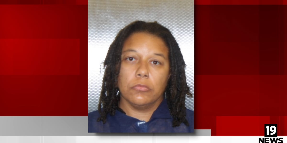 Grand jury indicts Cleveland woman accused of stabbing man to death