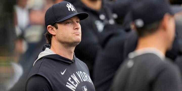 Gerrit Cole begins throwing program in recovery from surgery