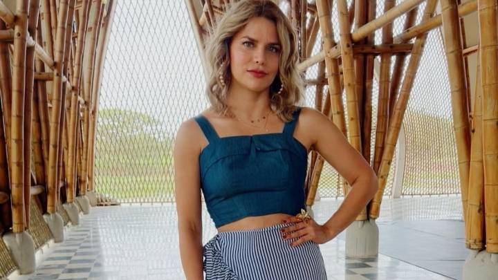 “Que iba a quemar”: Adriana Lucía expuso nueva amenaza de muerte y grave advertencia que le hicieron