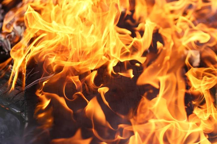 Blue Ridge Fire in Forest Lakes forces evacuations