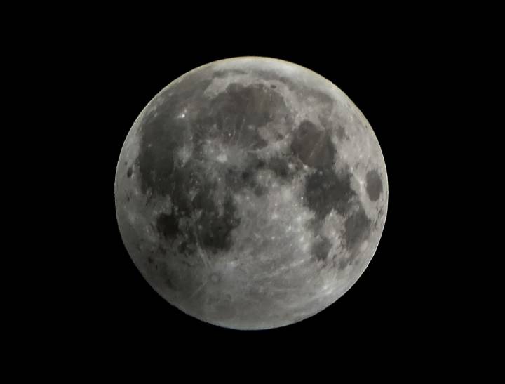 Una nueva “luna negra” aparecerá en el cielo este agosto: todo lo que debes saber