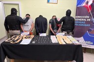 Allanamientos en John Kennedy y Mosconi: incautan cocaína, armas caseras y $800 mil