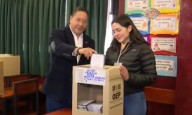 Arce ejerció su derecho al voto: Asegura una transicion ordenada