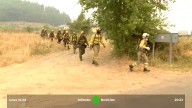 Frustración, condiciones extremas y horas interminables: el esfuerzo incansable de los bomberos forestales frente a los incendios que consumen España