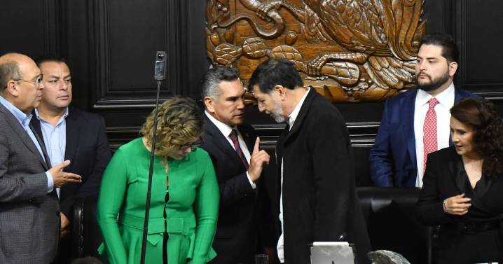 Noroña ve actitud ruin de medios tras violencia en sesión