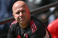 Liverpool boss Arne Slot makes Chelsea prediction after £250m spending spree