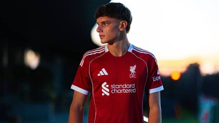 Liverpool 18-year-old Giovanni Leoni gets 1st Italy call