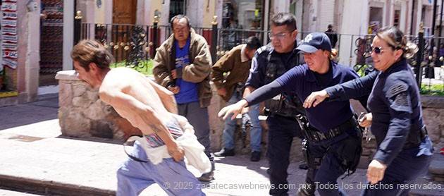 «EXCOMBATIENTE LOGRA ESCAPAR DEL BRAZO DE LA LEY…»