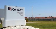 Oklahoma Watch: Private prison operator hiring as it seeks ICE contract