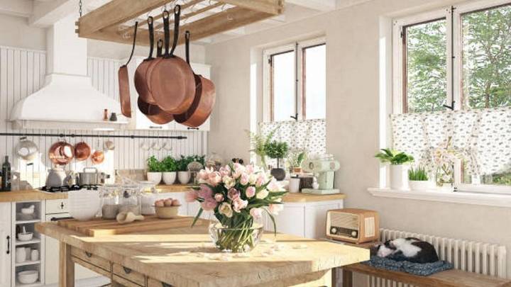 Decoración: así regresan las cocinas de la abuela con cacerolas de barro, cortinillas y detalles que marcan tendencia