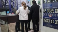 Extranjera cambia divisas en el AIFA y sufre asalto