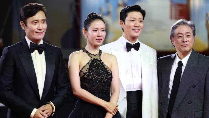 Park Chan-wook's 'No Other Choice' Earns Ovation at Venice Premiere